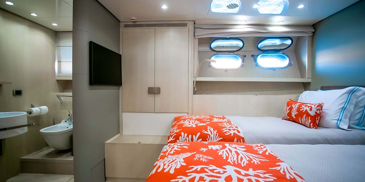 Аренда яхты Baglietto 100 Sofia Y на Миконосе